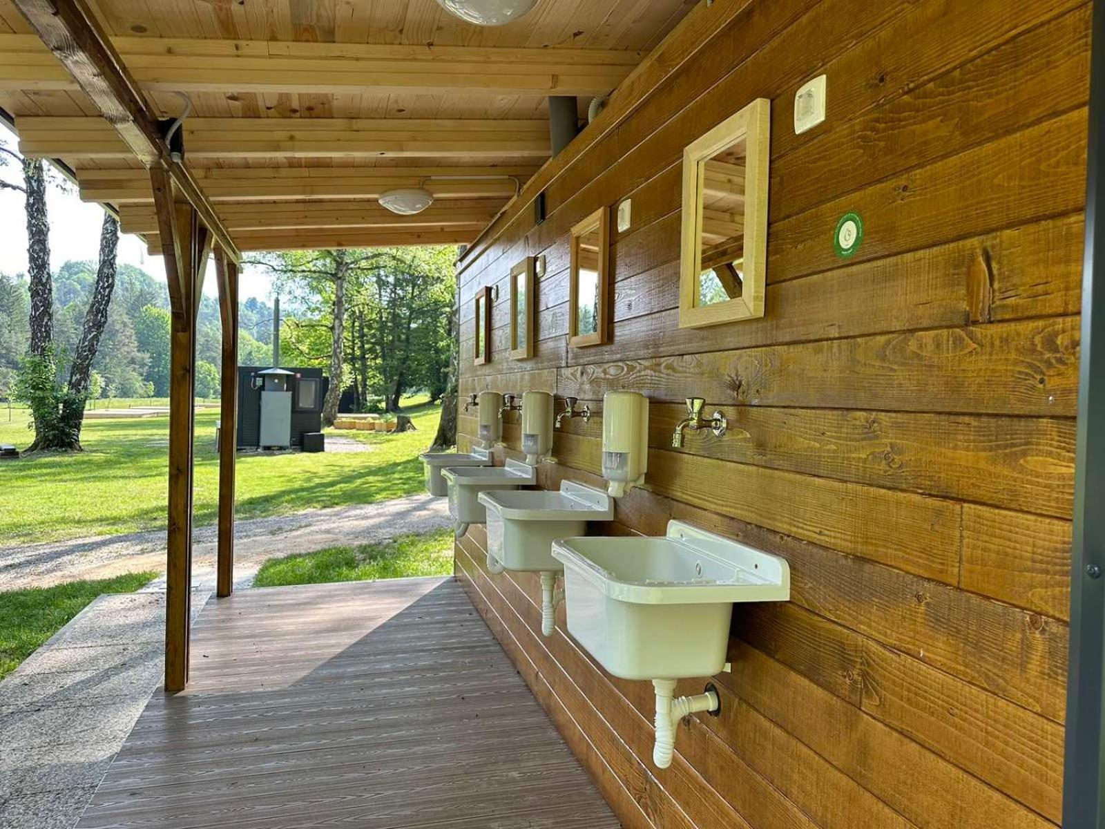 Eco River Camp - Pitches Radovljica Zewnętrze zdjęcie